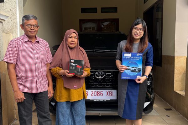 Ibu. Sari